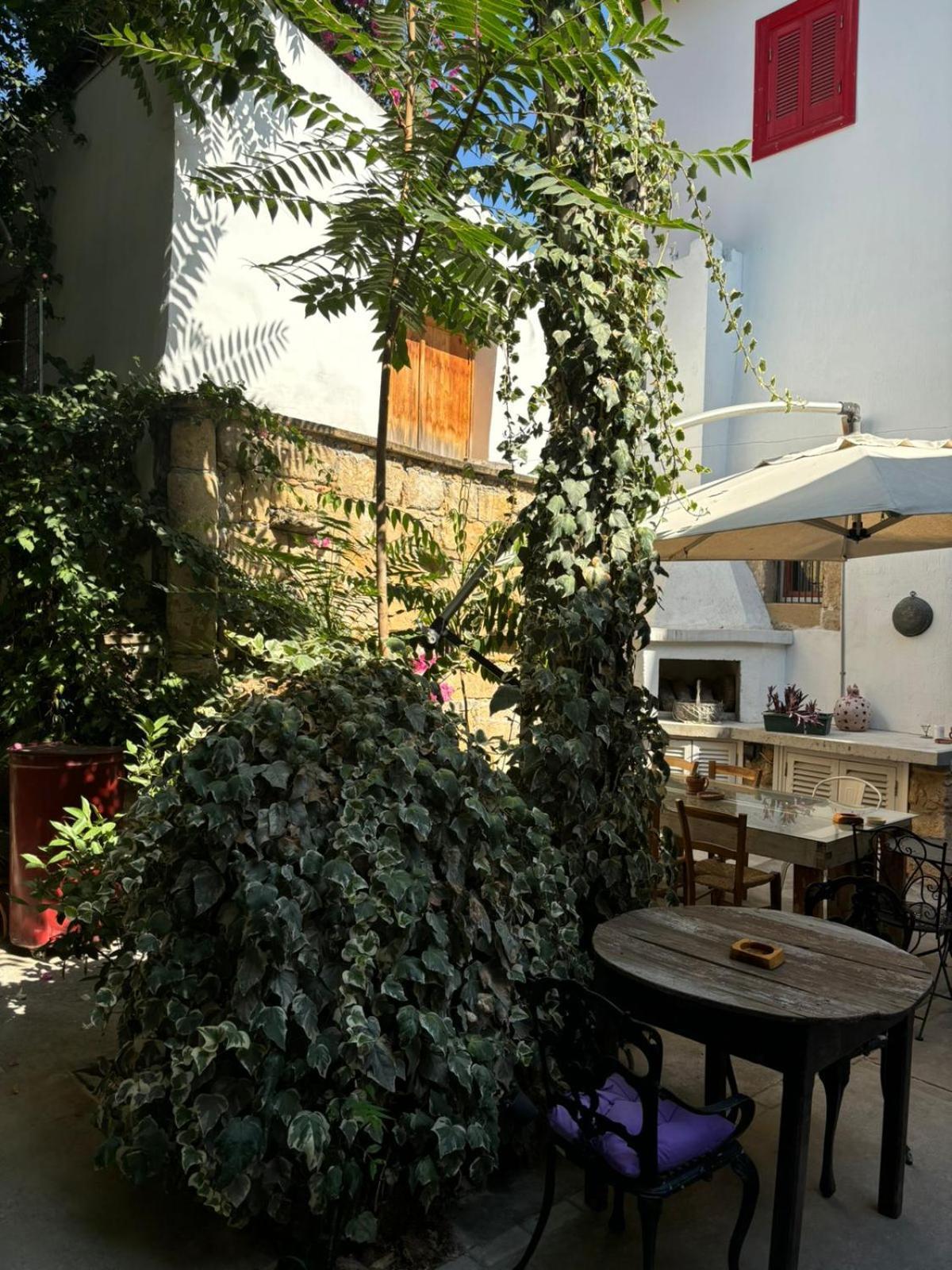 Hotel Nicosia Eagle Eye Exterior foto
